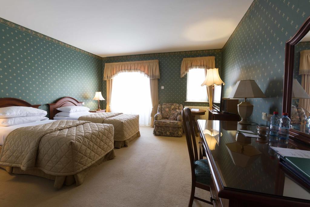 Sheedy'S Boutique Hotel ليسدونفارنا الغرفة الصورة